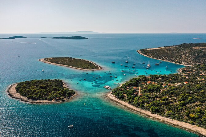 From Split: Blue Lagoon and 3 Islands Speedboat Tour - A fast start from Split
