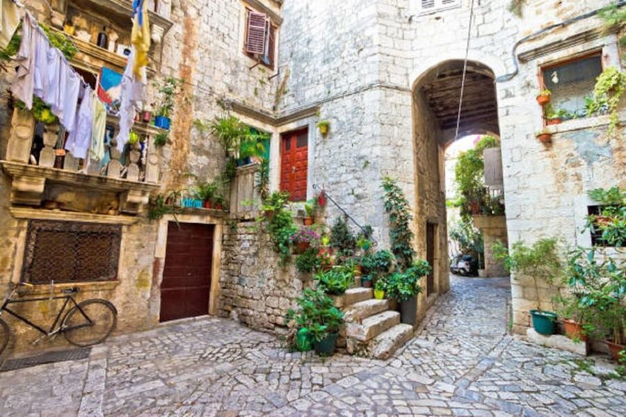 From Split: Blue Lagoon, Šolta, and Trogir Speedboat Tour - Who should book this experience?