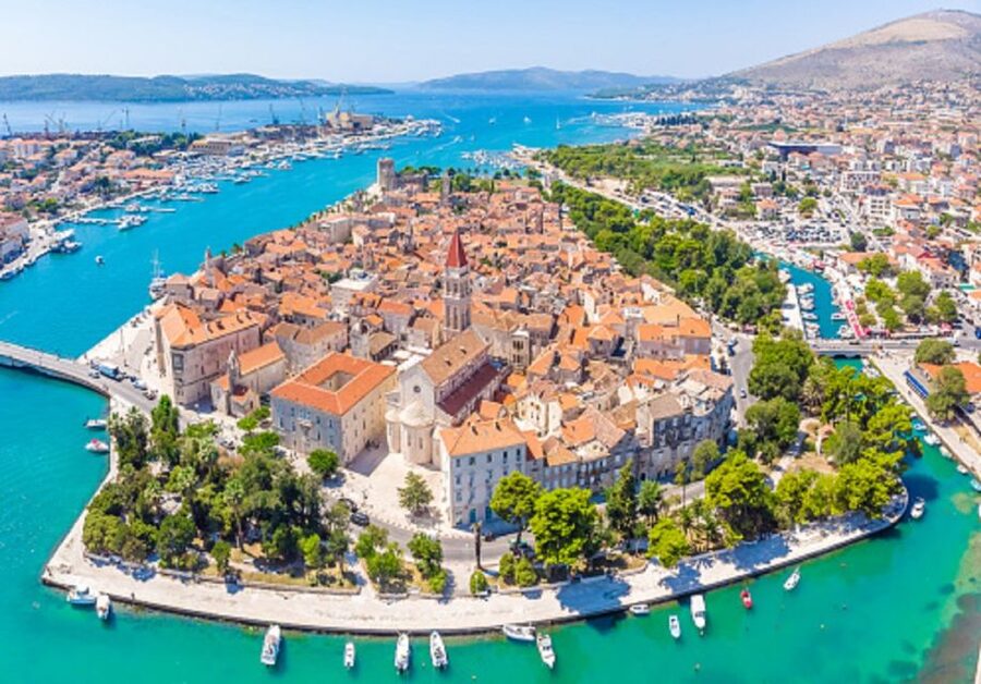 From Split: Blue Lagoon, Šolta, and Trogir Speedboat Tour - Trogir: one hour in the Stone Beauty