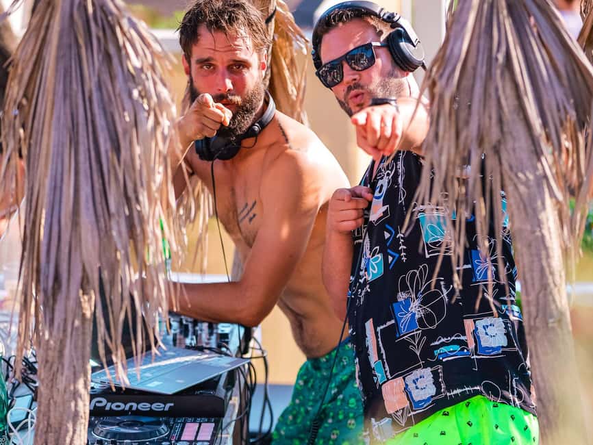 From Split: Brač Island Beach Bar and Pool Party - The afternoon schedule and return to Split