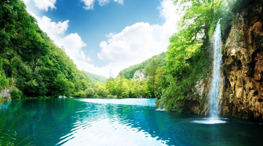 From Split: Plitvice Lakes Full-Day Trip - Boat rides, park transport, and photo stops
