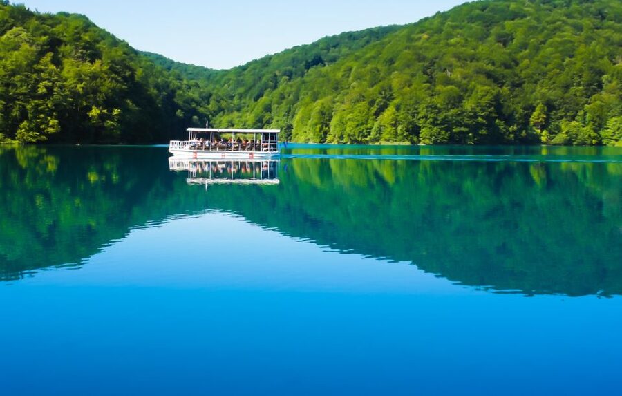 From Split: Plitvice Lakes Guided Tour with Entry Tickets - Guides make the biggest difference