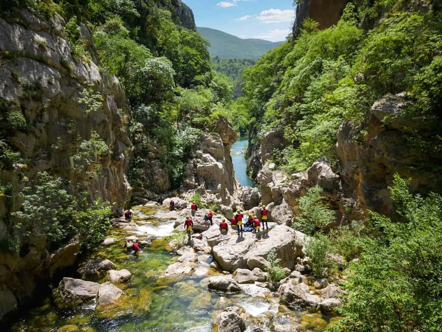 From Split/Šestanovac: Extreme Canyoning on Cetina River - The 53-meter abseil beside Velika Gubavica