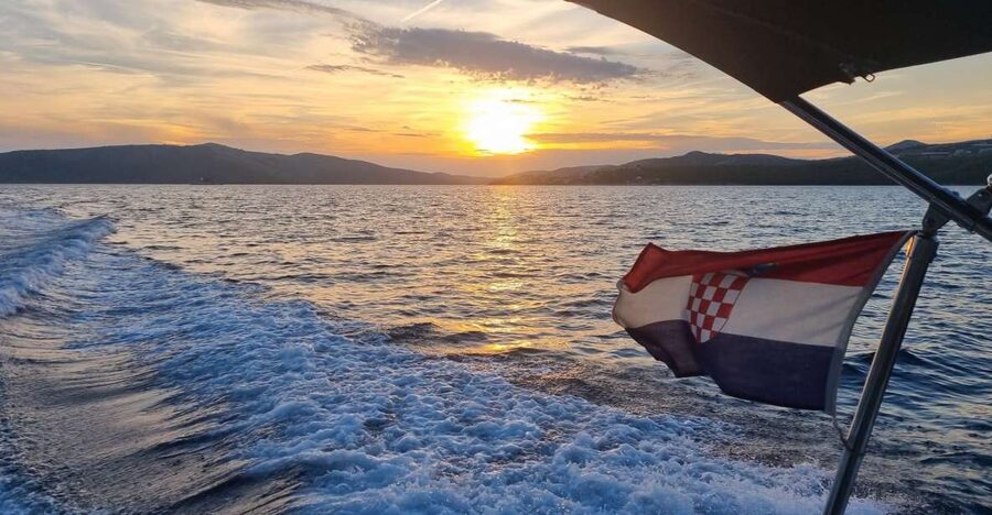 From Trogir: 3 islands half day tour with Blue Lagoon - Leaving Trogir beside Kamerlengo Castle