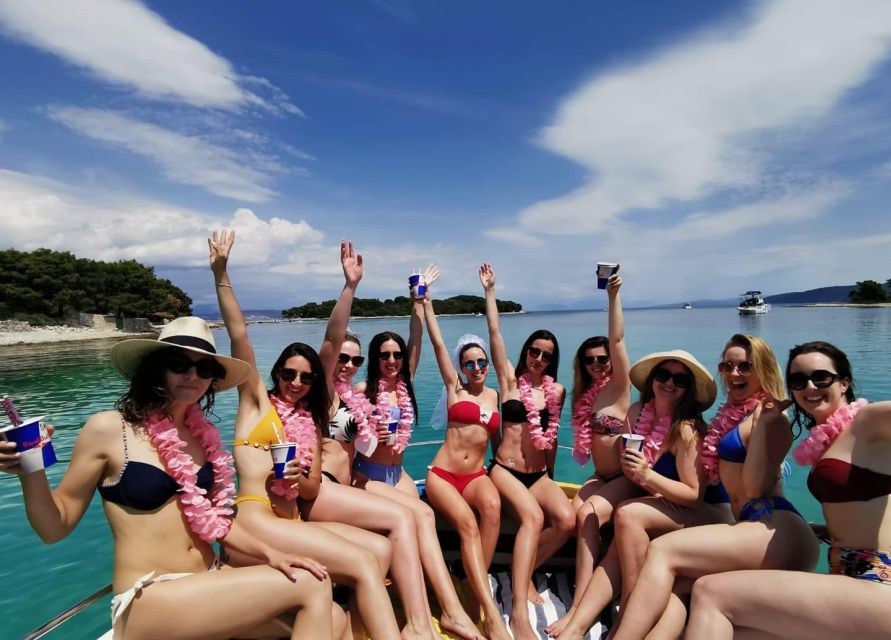 From Trogir: 3 islands half day tour with Blue Lagoon - Morning or afternoon: choosing the better departure