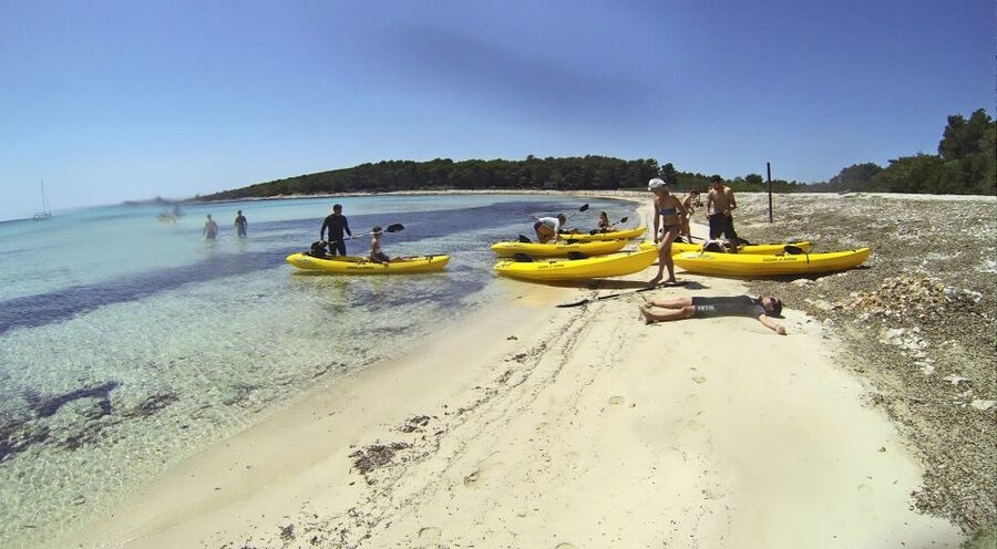 From Zadar: Full-Day kayak adventure in Dugi Otok - How demanding is the 11-hour schedule?