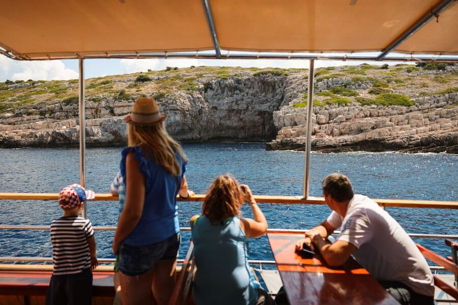 From Zadar: Kornati National Park and Telascica Boat Trip - Boat comfort, crowds, and the long return