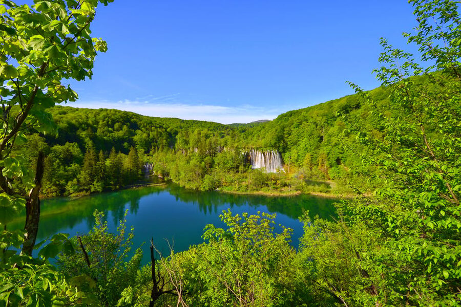 From Zadar: Plitvice Lakes Day Tour - What the walking is really like