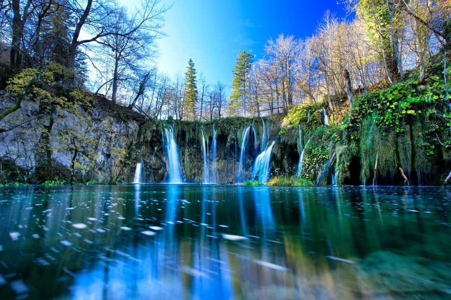 From Zadar: Plitvice Lakes National Park Day Trip +Boat Ride - Walking the Upper Lakes and Kozjak Lake