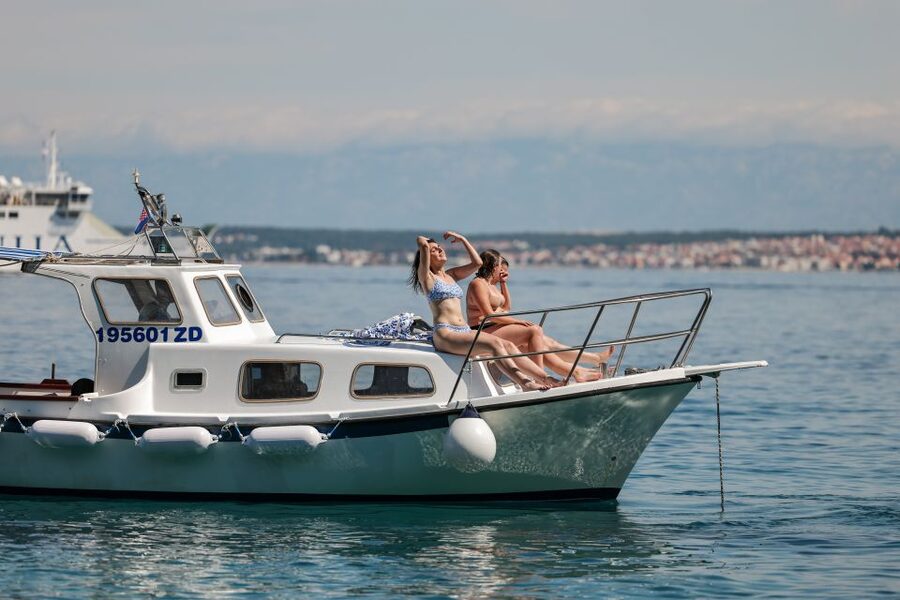 From Zadar: Private Boat Tour to Croatian Islands - What four hours really buys you