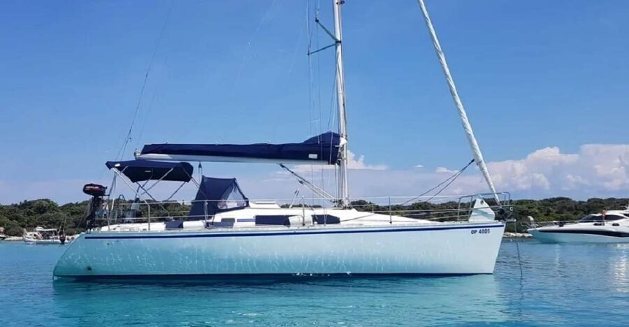 From Zadar: Private Half Day Sailing Tour - Swimming, snorkeling, and fishing from the sailboat