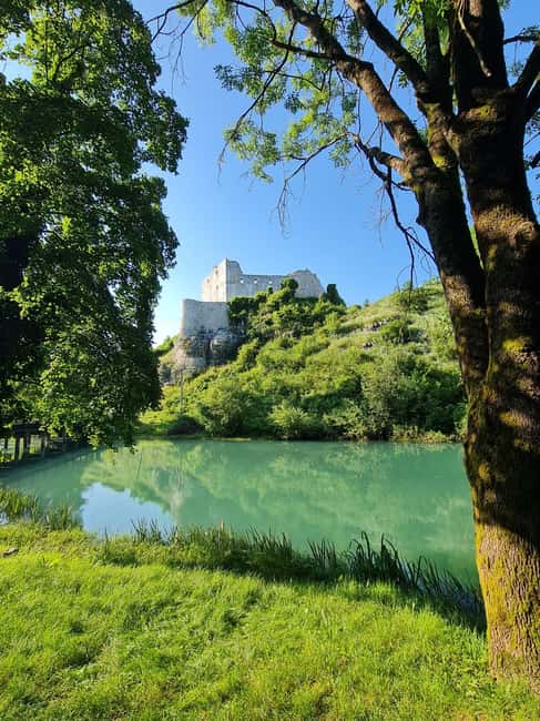 From Zagreb: Mrežnica kayaking & Rastoke village - day trip - Four hours among waterfalls, canyon walls, and clear pools