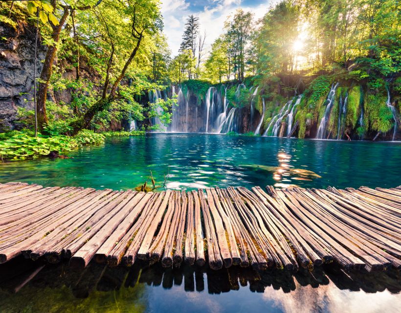 From Zagreb: Plitvice Lakes & Rastoke Private Tour - Entering Plitvice Lakes National Park