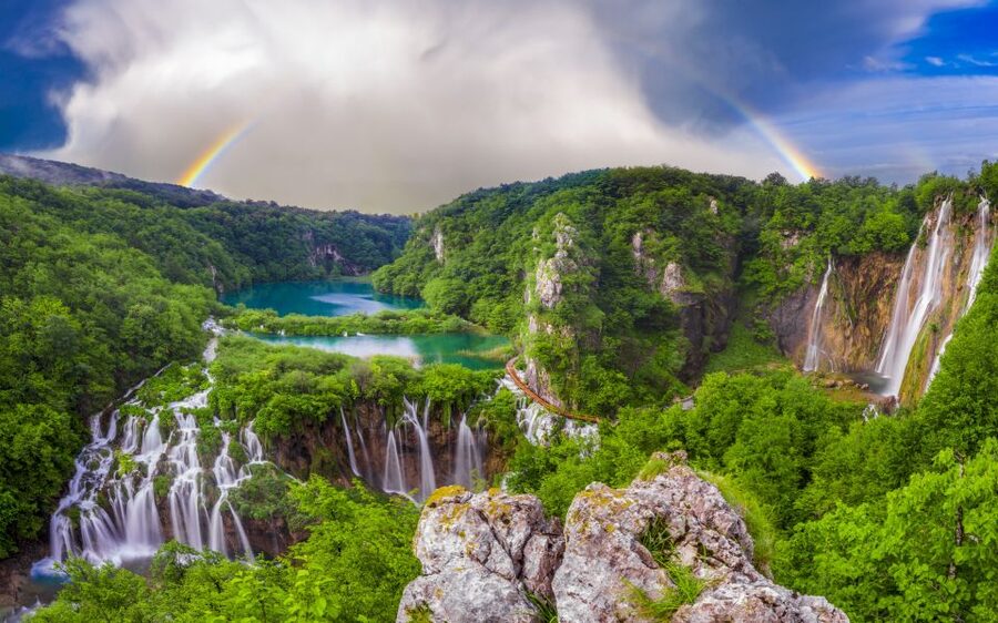 From Zagreb: Plitvice Lakes & Rastoke Private Tour - Is $424 per person good value?