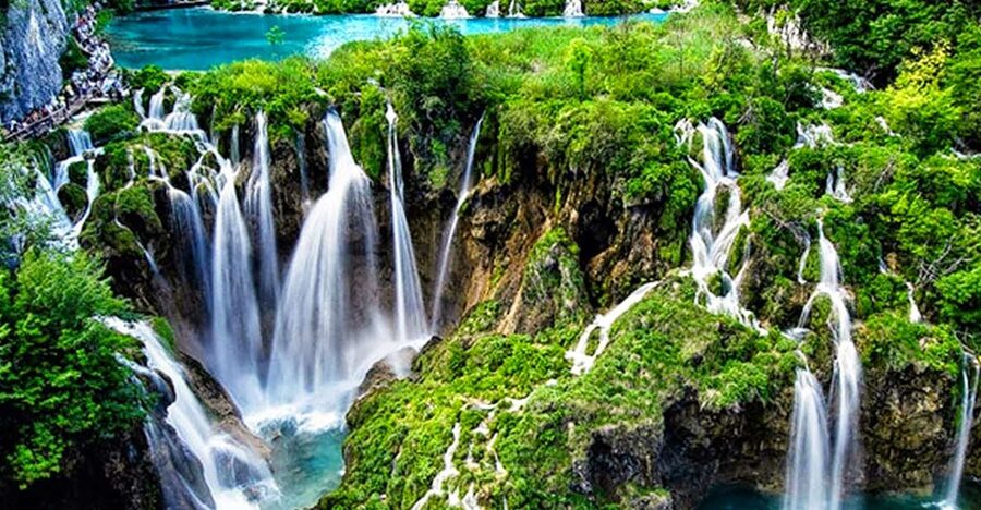 From Zagreb: Plitvice & Rastoke Guided Day Trip with Ticket - Walking Plitvice’s wooden paths
