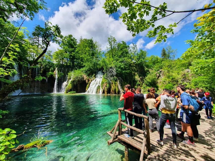 From Zagreb: Rastoke and Plitvice lakes Guided Day Trip - What the seasons mean at Plitvice