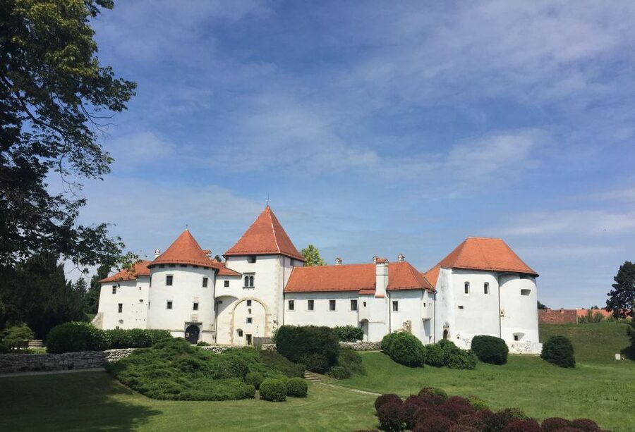 From Zagreb: Varazdin Baroque Town & Trakoscan Castle - Is $129 a fair price?