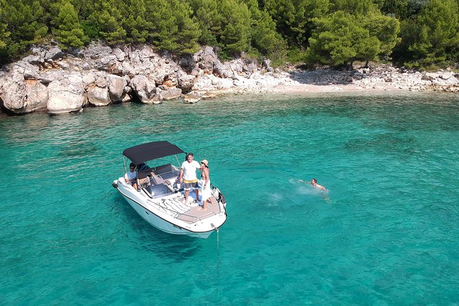 Full day Private Boat Tour to Elaphite Islands and South Mljet - The Quicksilver 675 and what six people means