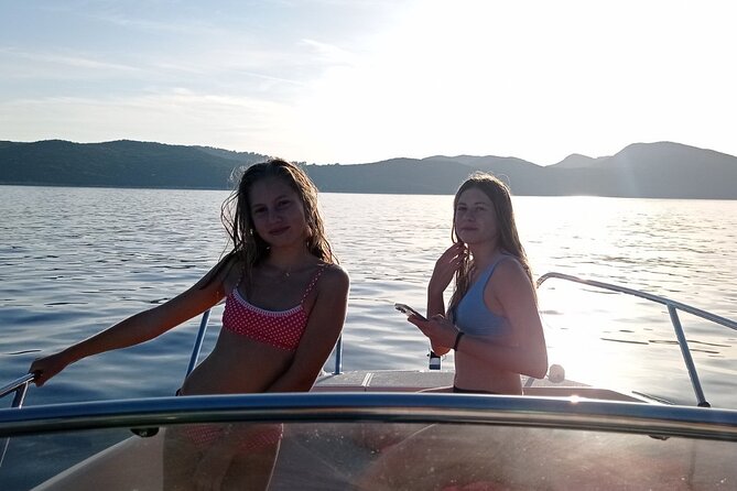 Full- Day Private Speedboat Tour in Dubrovnik on Elaphiti Islands - Šunj Beach gives you two hours to slow down