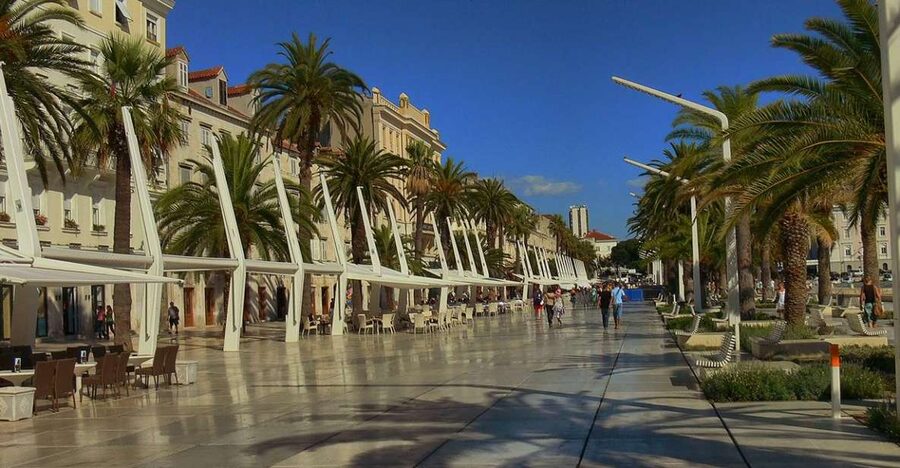 Full-Day Trip from Dubrovnik to Split - The morning pickup and long road to Split