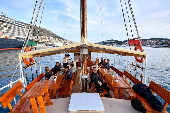 Gastro Cruise | Cruise around Dubrovnik Old Town with Lunch - Who should book this cruise
