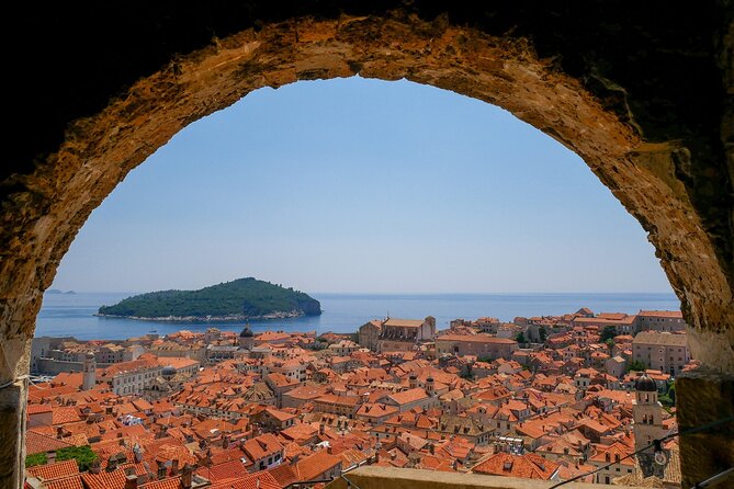 Guided Tour to discover Dubrovnik's Old Town, by day or night - Who will get the most from this tour