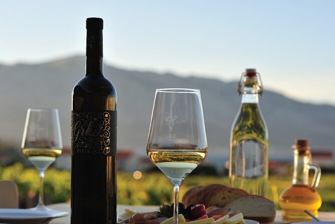 Half-Day Bike Tour in Lumbarda with Wine Tasting - Riding through Lumbarda’s Grk vineyards
