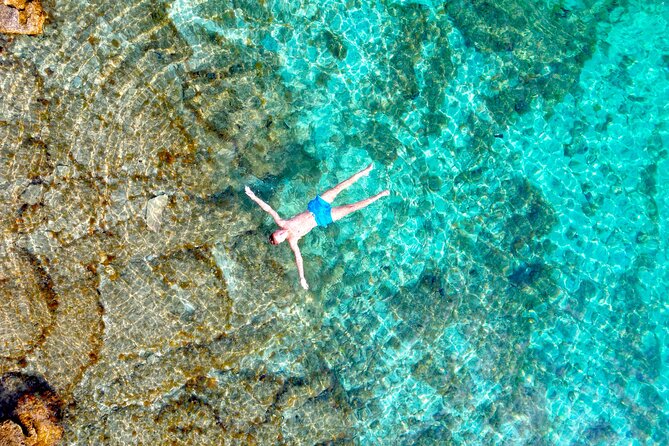 Half-day Speedboat Tour: Explore Hidden Gems of Hvar Island - What the guides add to the experience