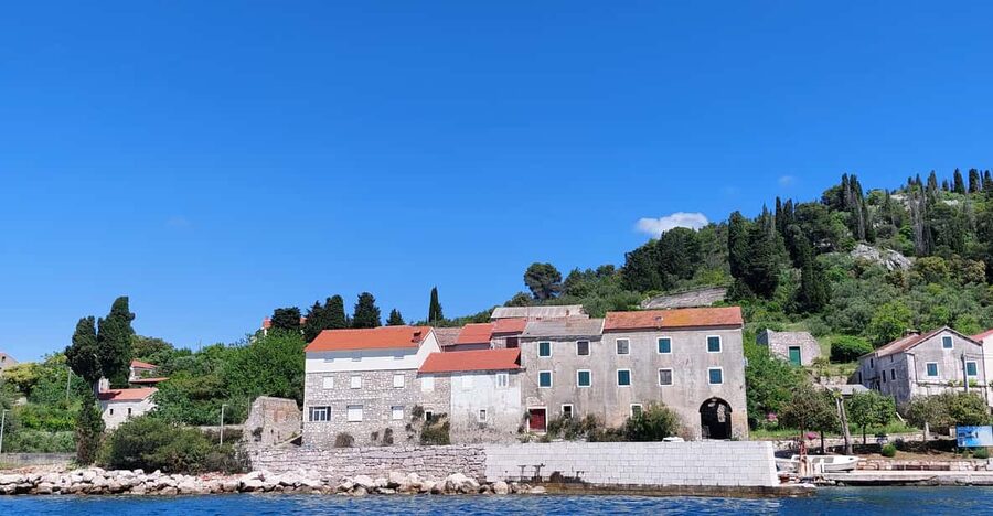 Half-day speedboat trip from Zadar with drinks - What the $30 price really covers