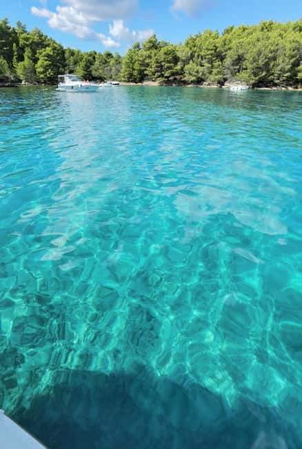 Half-day speedboat trip from Zadar with drinks - The skipper and the feel of the trip