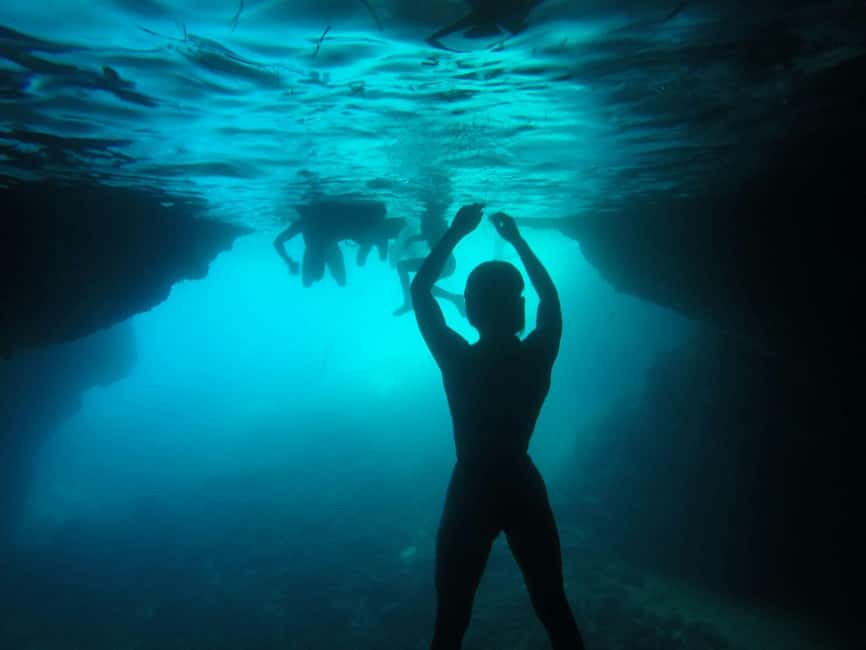 Hello Dubrovnik: Blue Cave Tour 4h - All Inclusive - The 20-minute speedboat ride to Koločep