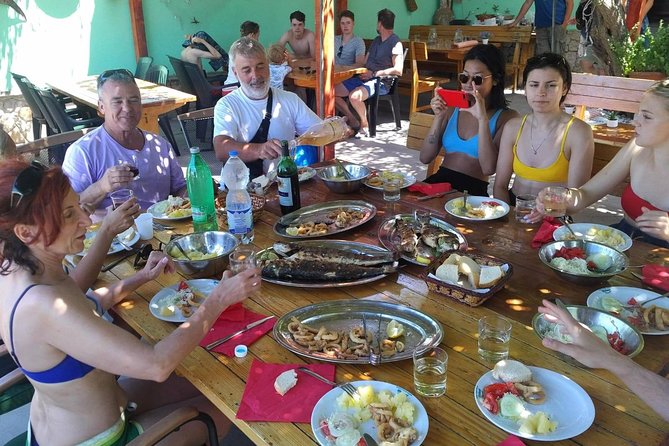 Hello Kornati - Small group one day trip from Zadar - Food, seating, and comfort on a small boat