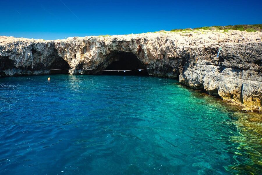Hvar:Blue & Grenn Cave and Vis Island Private Speedboat Tour - The skipper makes the difference