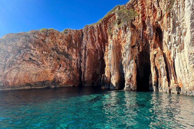 Hvar Delight: Private Speed Boat Tour - Why this private Hvar speedboat trip works
