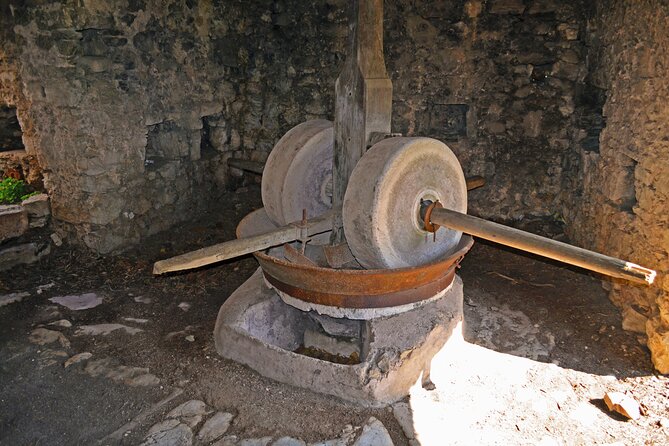 Hvar Lavender Tour - Malo Grablje, a village where time slowed down