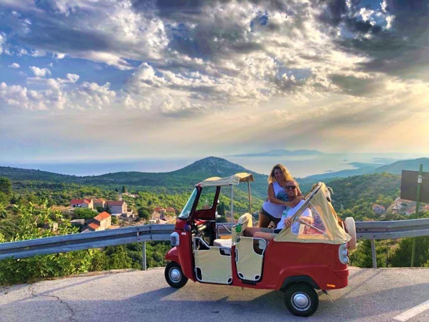 Hvar: Tuk Tuk island tour - Velo Grablje and Hvar’s lavender tradition