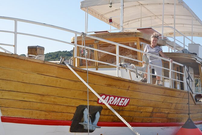 Island Hopping & City Walls Cruise with Food and Open Bar - What to bring for a better day