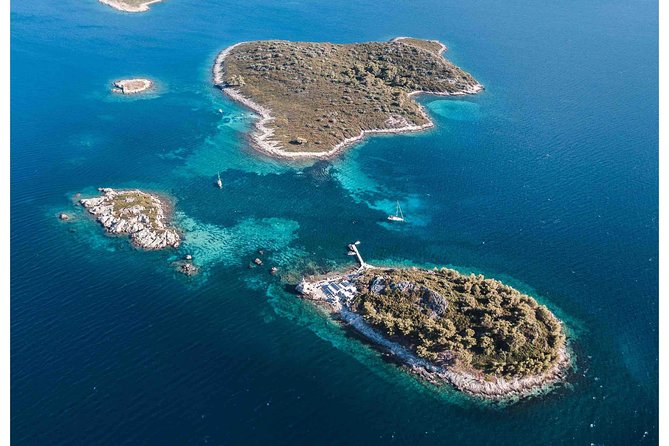 Island Stupe / Moro Beach Transfer - How the experience compares with a larger boat trip