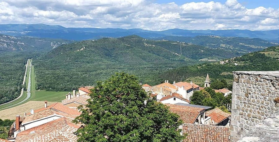 Istria: Guided Tour of Inner Istria with Food Tasting - What the $108 price includes