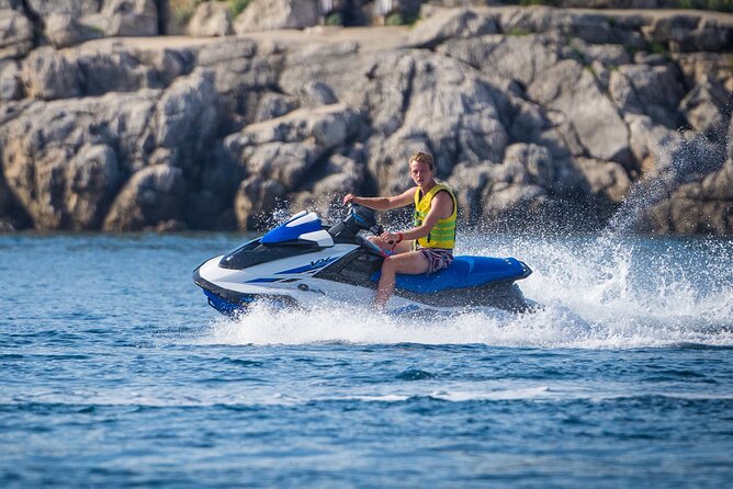 Jet Ski Rent 1h - Starting at Masarykov put 12 in Dubrovnik