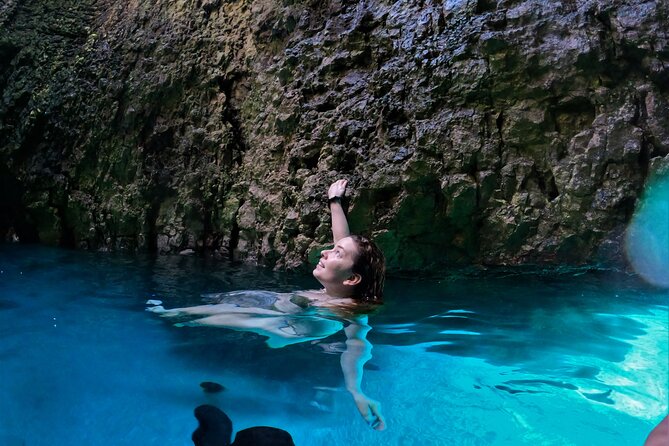 Kamenjak Nature Park: Kayak Tour with Snorkeling & Cave Exploring - Entering Kolumbarica Cave at high tide