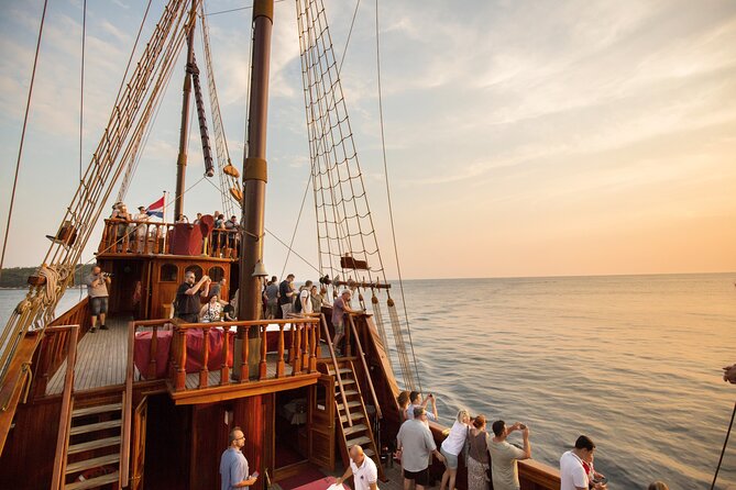 Karaka - The Best Dubrovnik Sunset Cruise (adults only) - How much value do you get for $61.81?