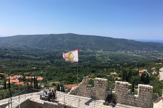 Konavle Wine& History&food Tour - Peka turns lunch into the main event