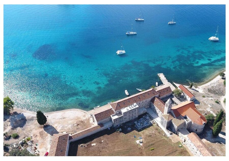 Korčula 3 ISLAND CATAMARAN TOUR Badija - Vrnik - Stupe - Badija: lagoon swimming and a Franciscan landmark