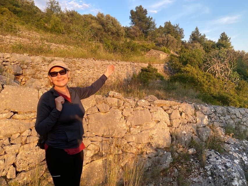 Korčula Eco Heritage Tour with Snacks - The cave and the value of going on foot