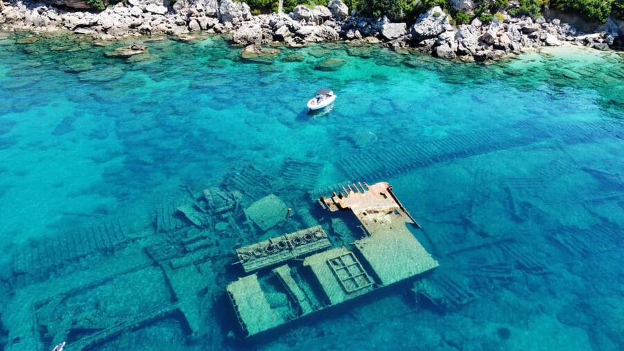 Korčula Snorkeling&Swimming, Shipwreck & More, Private Tour - Snorkeling around the Boka shipwreck near Mokalo