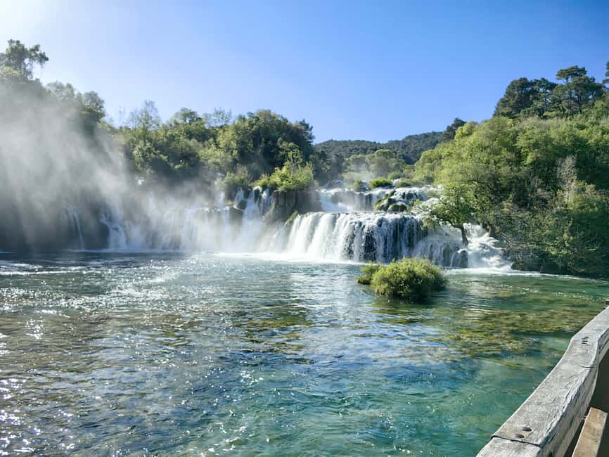 Krka waterfalls tour with lunch from Split - The early ride from Split to Krka