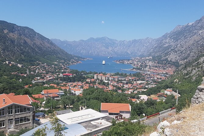 Laizy Wednesdays Tour to Montenegro - How the guides shape the day