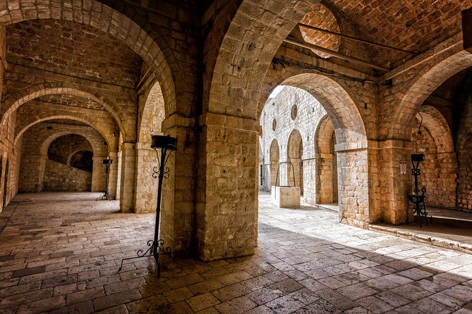 Legendary Game of Thrones & Lokrum Island Tour - The guides are the heart of the experience