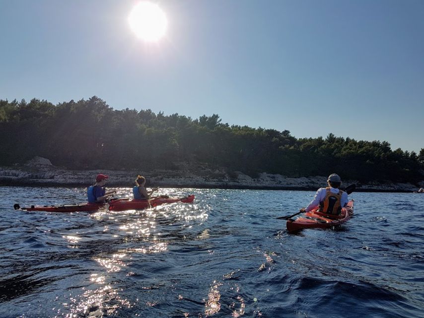 Lumbarda - Sunset Kayak Tour with a Picnic - Wine and Sweets - Practical booking advice for Lumbarda